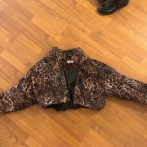 Tiger mist cheetah puff jacket size small